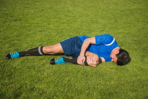 Can a Chiropractor Help with ACL Injury