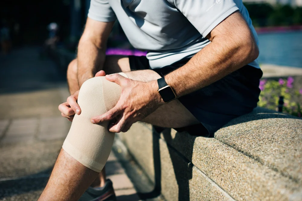 Can a Chiropractor Help with Knee Bursitis